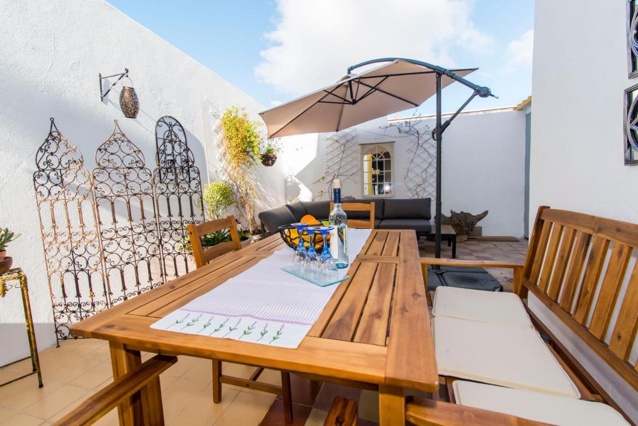 Charming Town House Just 500M From The Marina And Its Well Known Typical Market Olhão Kültér fotó