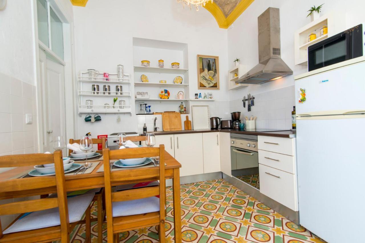 Charming Town House Just 500M From The Marina And Its Well Known Typical Market Olhão Kültér fotó